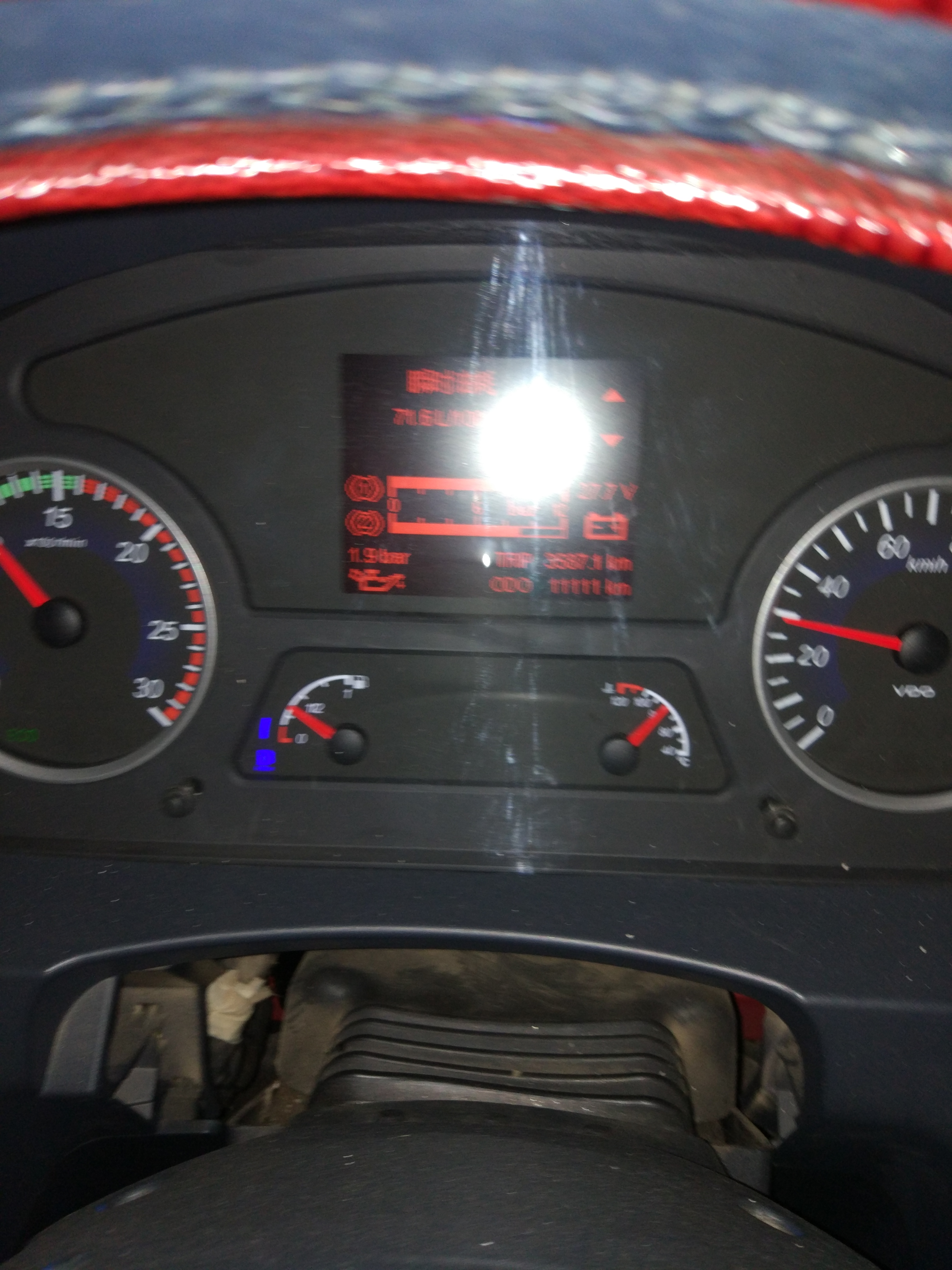 陕汽康明斯 德龙X3000 轻量化 钜惠版 440马力 6X4牵引车(SX4250XC4Q)口碑