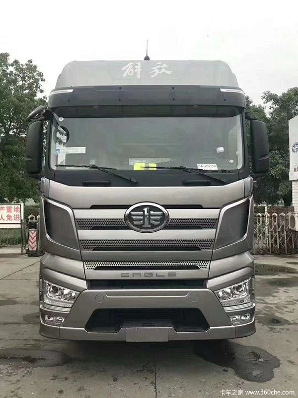 一汽解放 J7重卡 500马力 6X4牵引车(CA4250P77K25T1E5)口碑