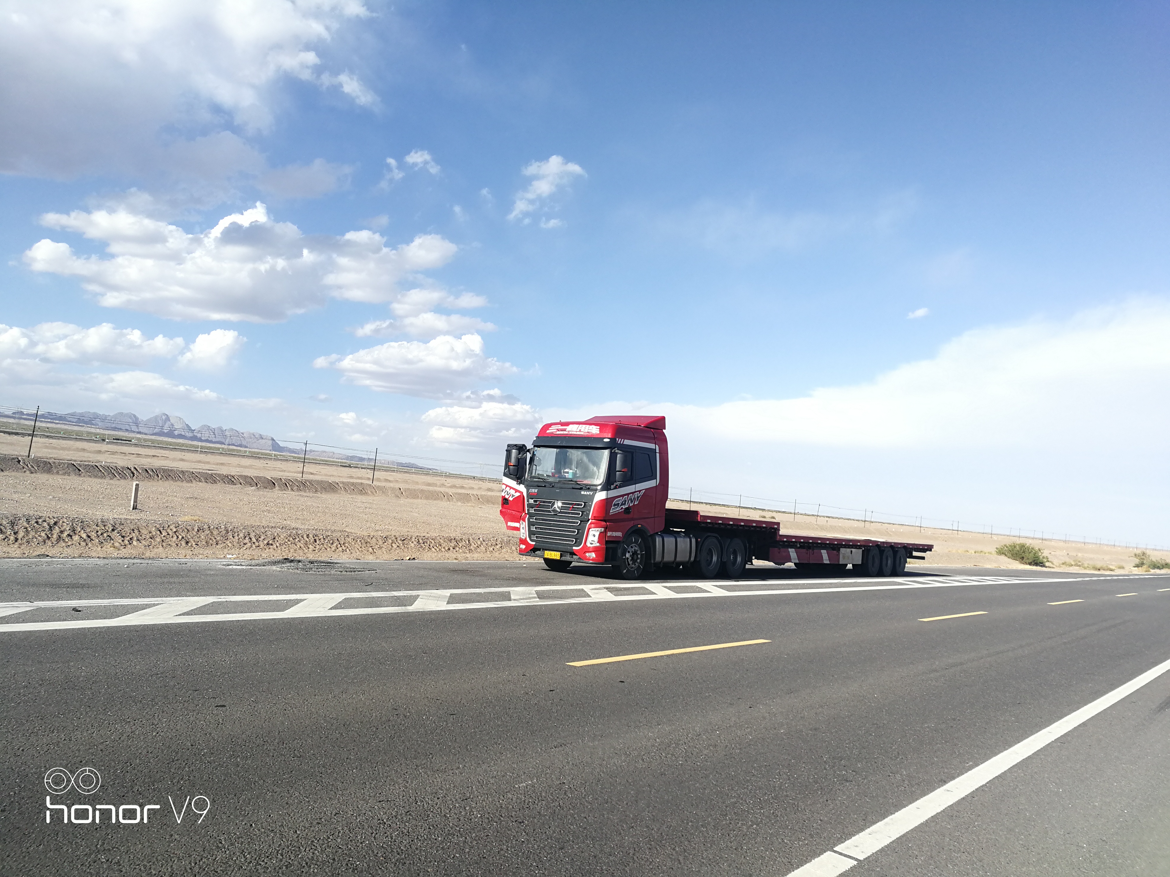 三一重卡牵引车