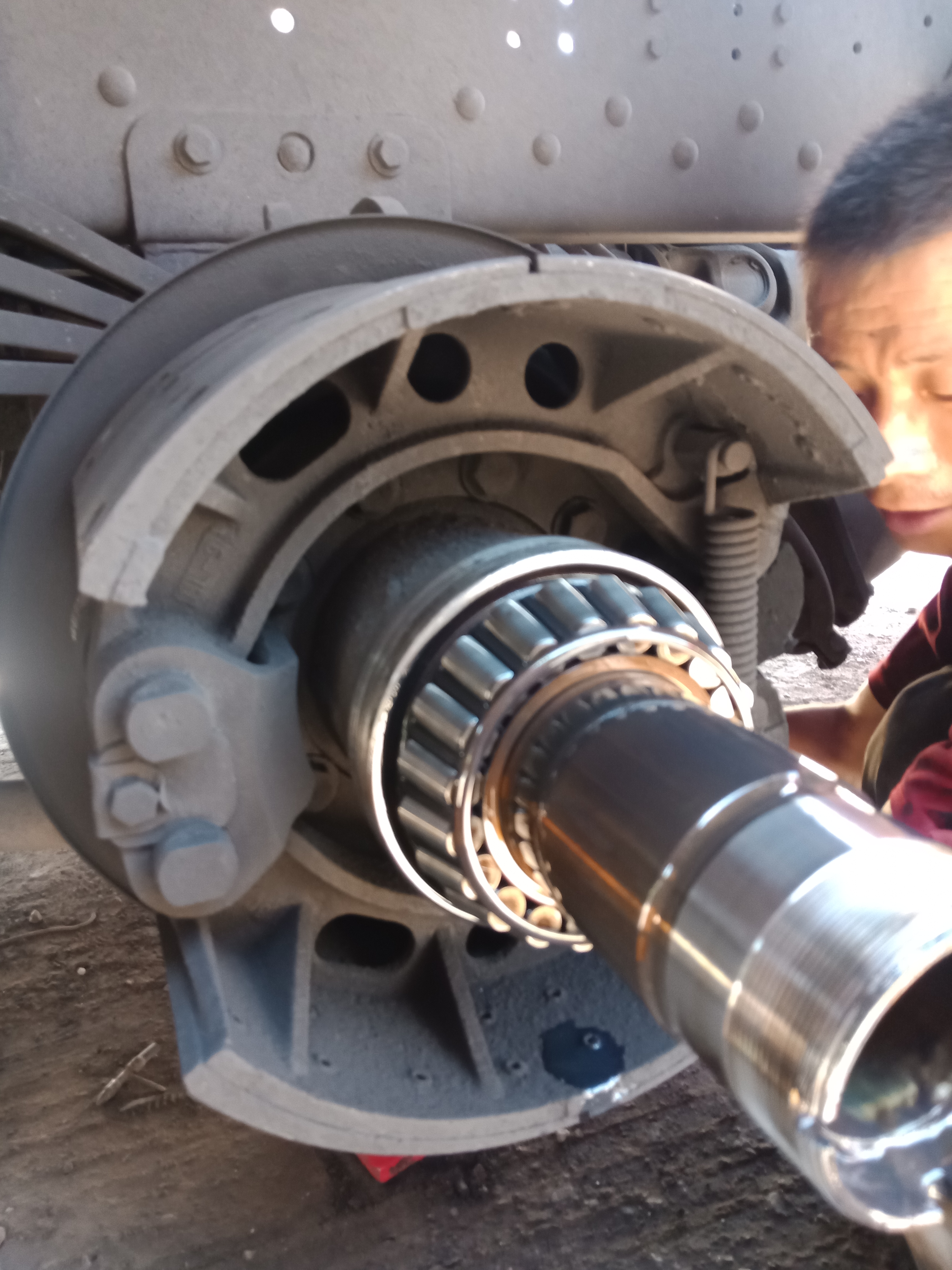 大运新n8v重卡430马力6x4牵引车470后桥cgc4250d5ecce