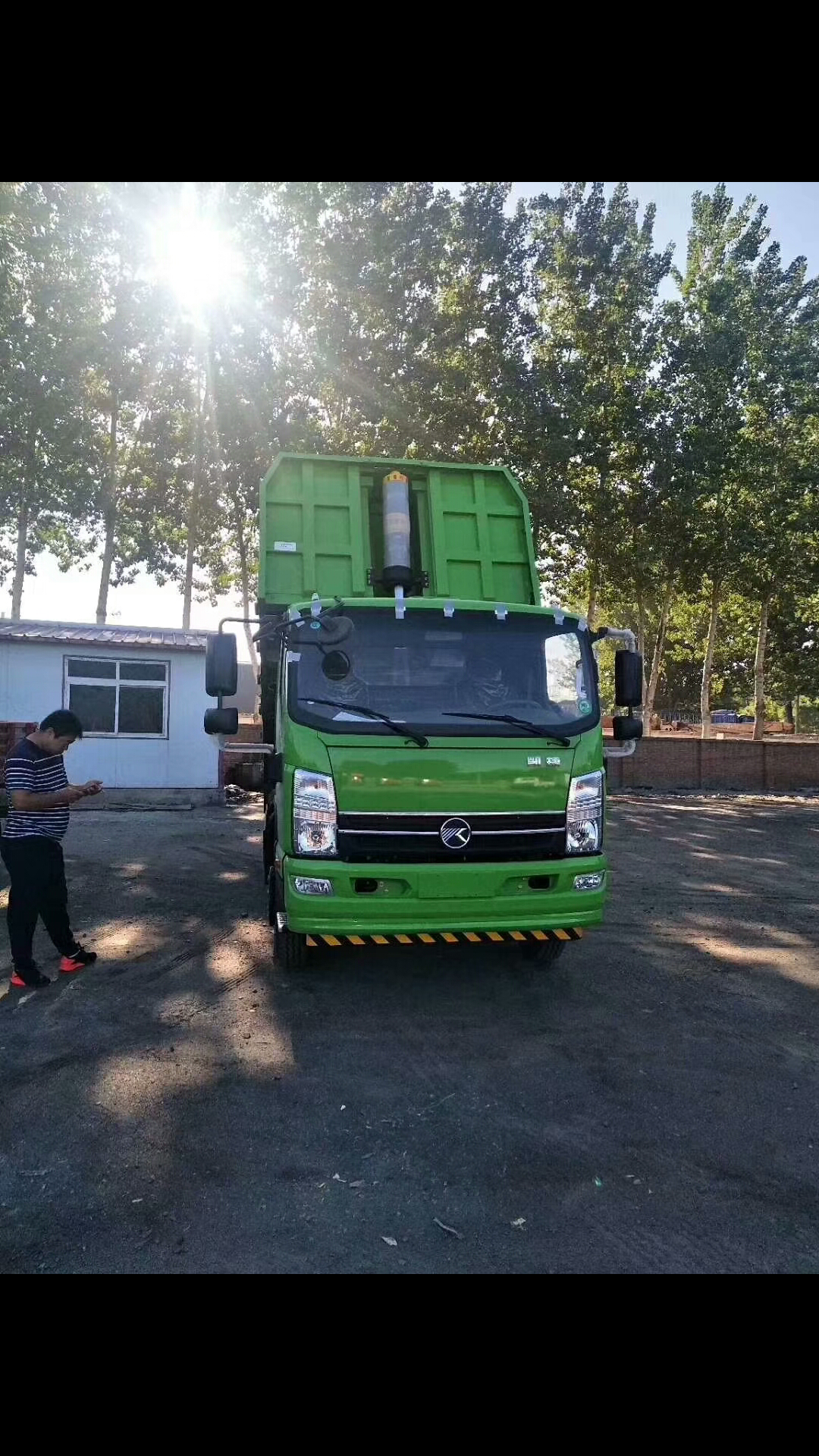 凯马 凯捷hm3 110马力 4x2 3.83米自卸车(kmc3042ha33p5)