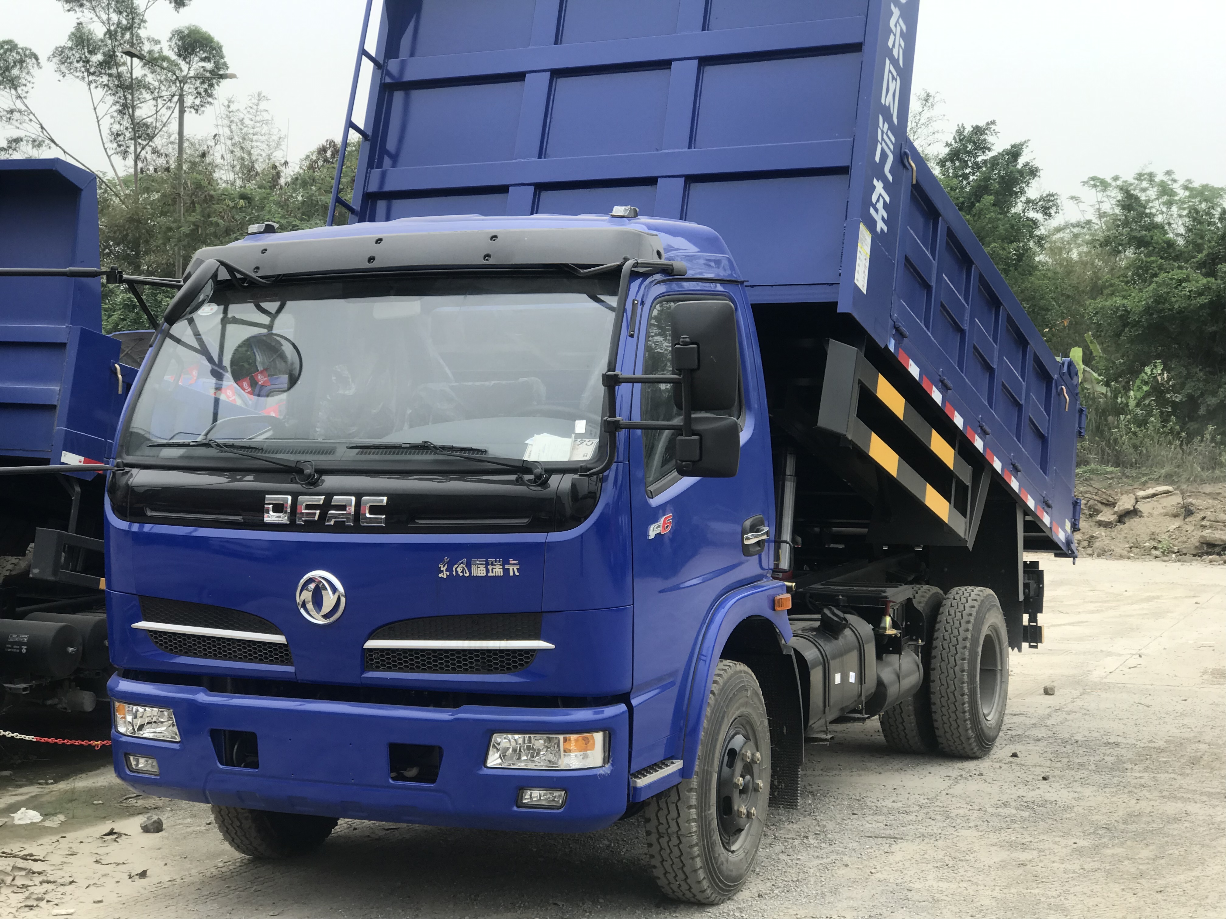 东风 福瑞卡f15 千钧王 129马力 4x2 4.