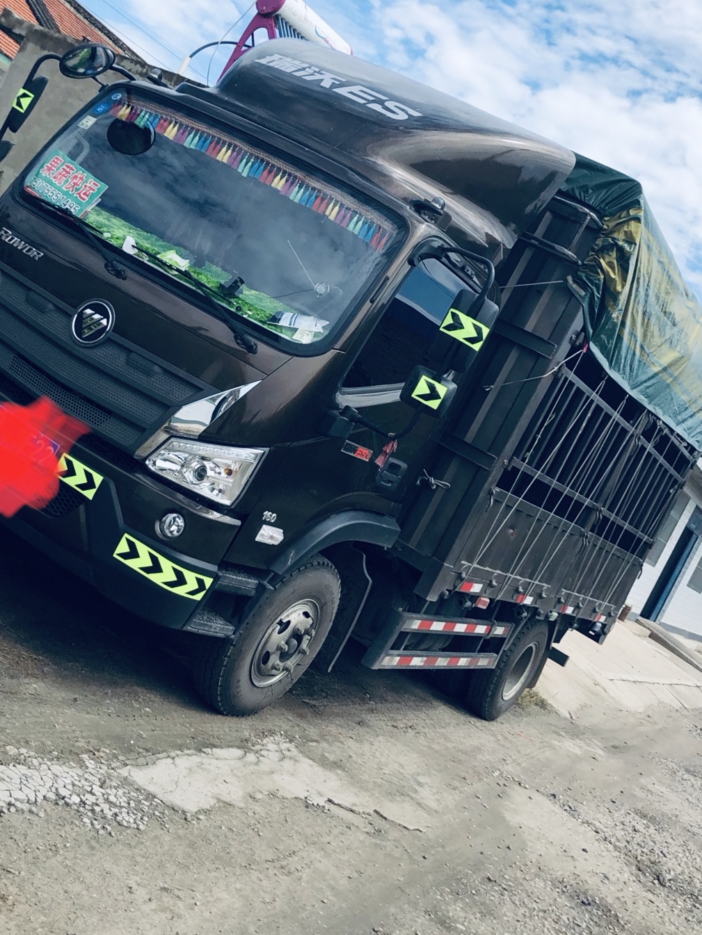 福田瑞沃es3160马力4x2418米单排栏板轻卡bj1043v9jeaah