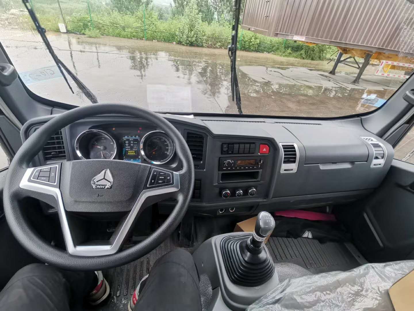 重汽howo悍将载货车