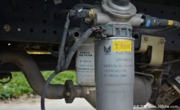 江铃 凯运升级版 中体 109马力 4.1米单排厢式轻卡(液刹)(JX5040XXYXGB2)口碑