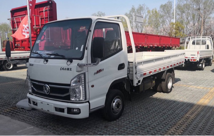 东风小霸王w1515l113马力365米单排栏板小卡国六eq1031s60q6