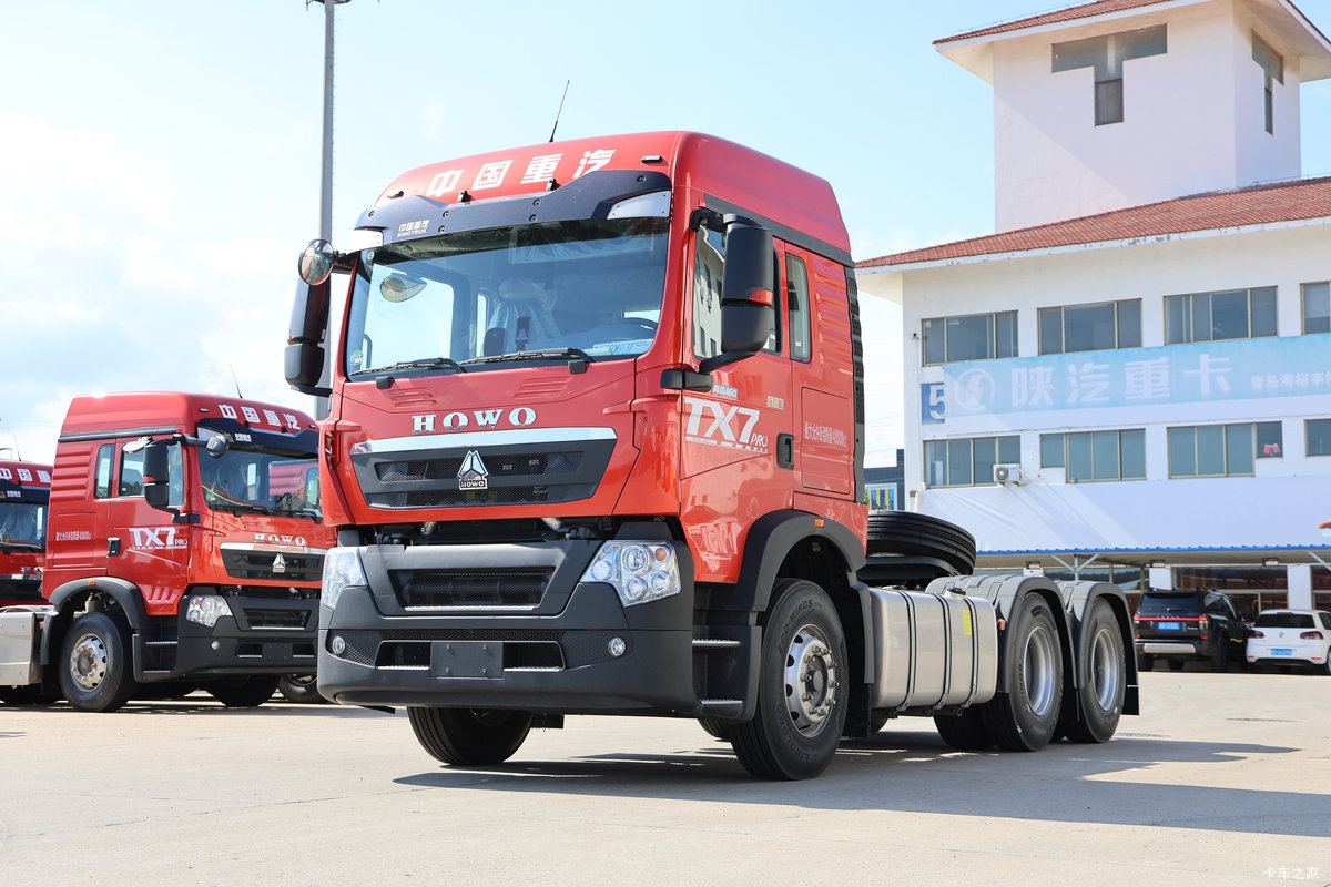 重汽豪沃HOWO TX7 PRO 460马力 6X4牵引车