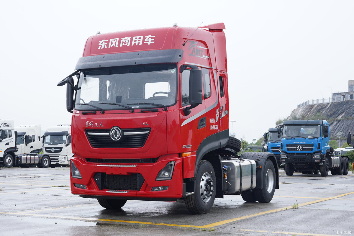 东风天龙KL 490马力 4X2 AMT自动档牵引车