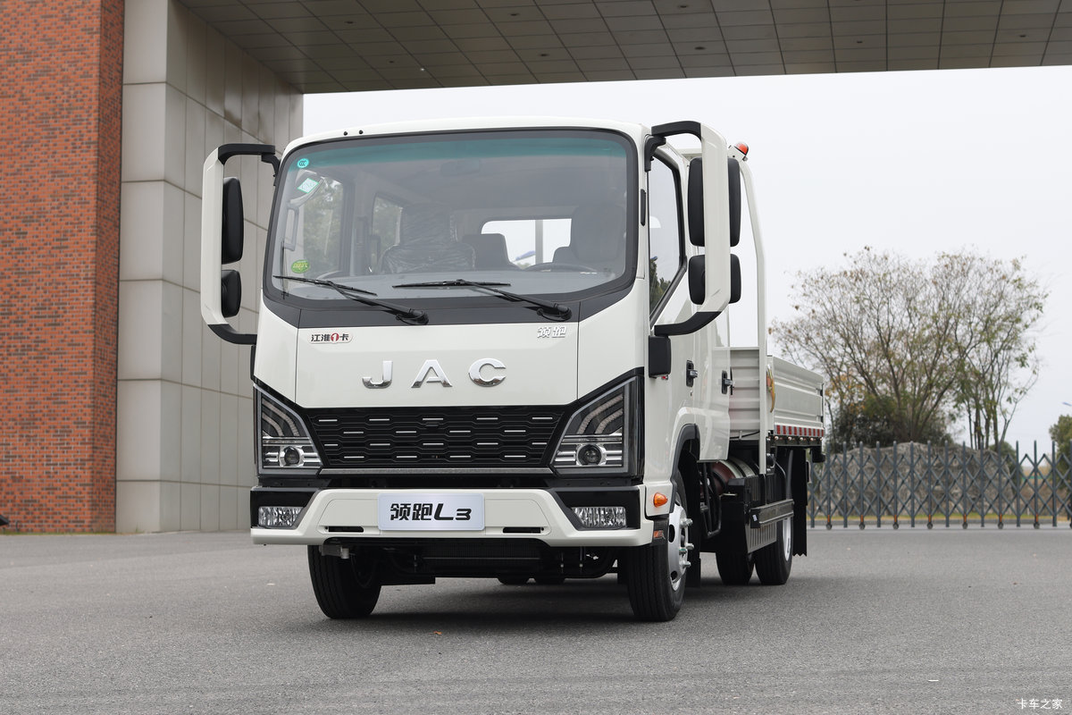 江淮康铃领跑L3 130马力 CNG 3.145米双排栏板轻卡