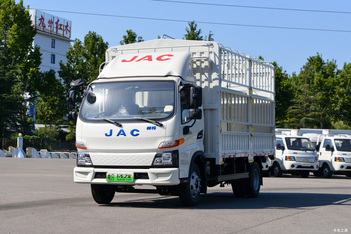 江淮帅铃EV5 4.15米纯电动仓栅式轻卡100.07kWh