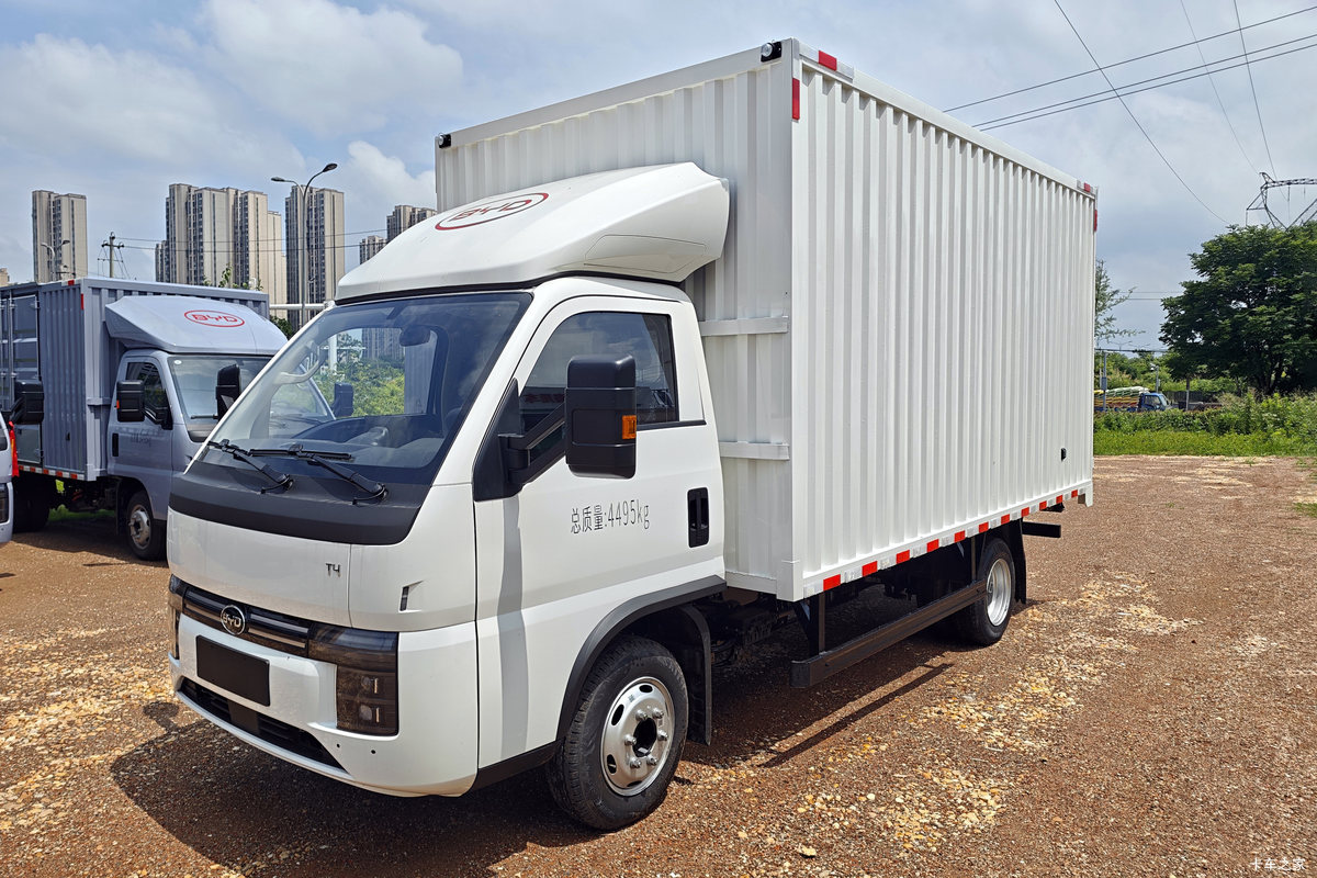 比亚迪T4 科技版 3.815米纯电动厢式轻卡 弗迪82kWh