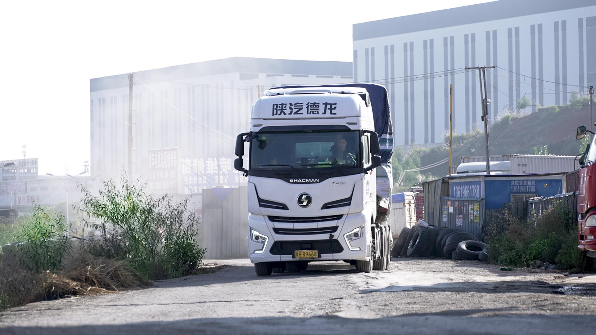 多图片轮播(横)