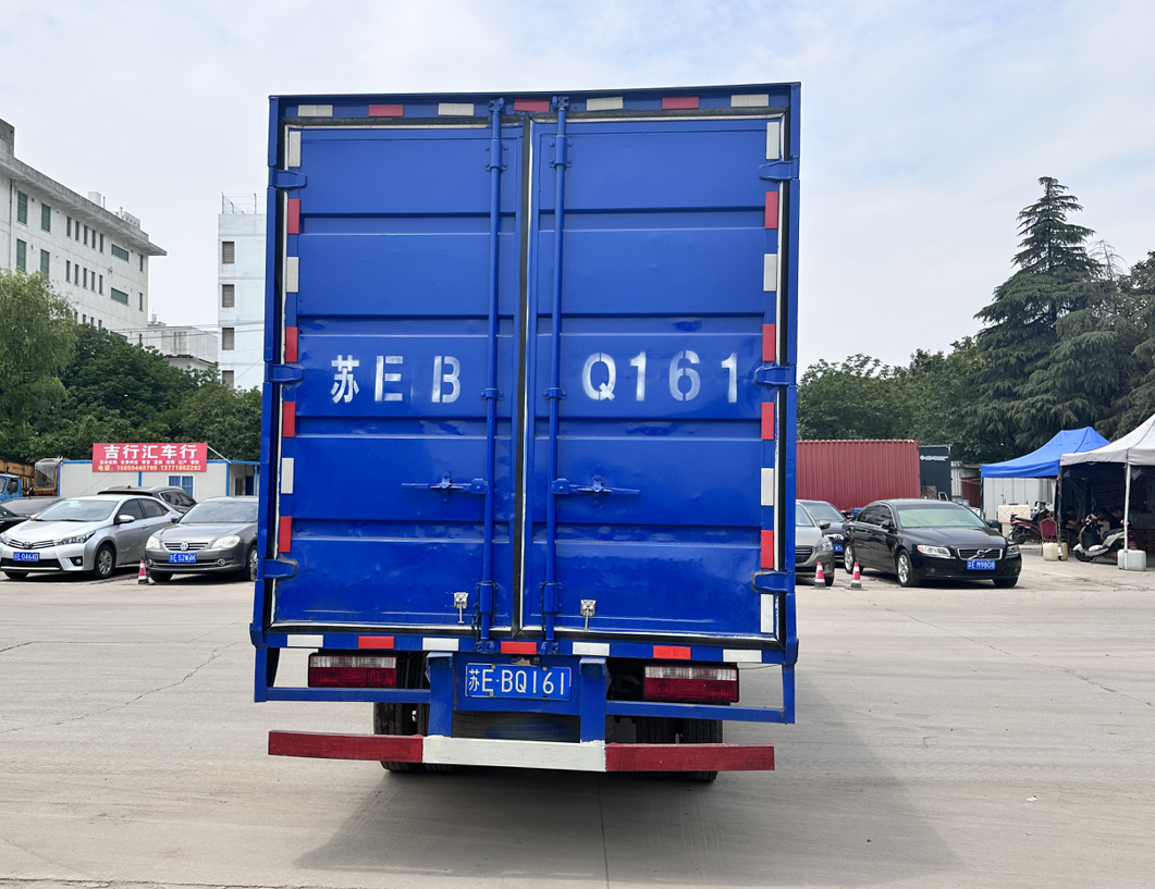 多图片轮播(横)